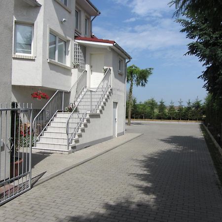Pokoj Vivat Mierzyn  外观 照片